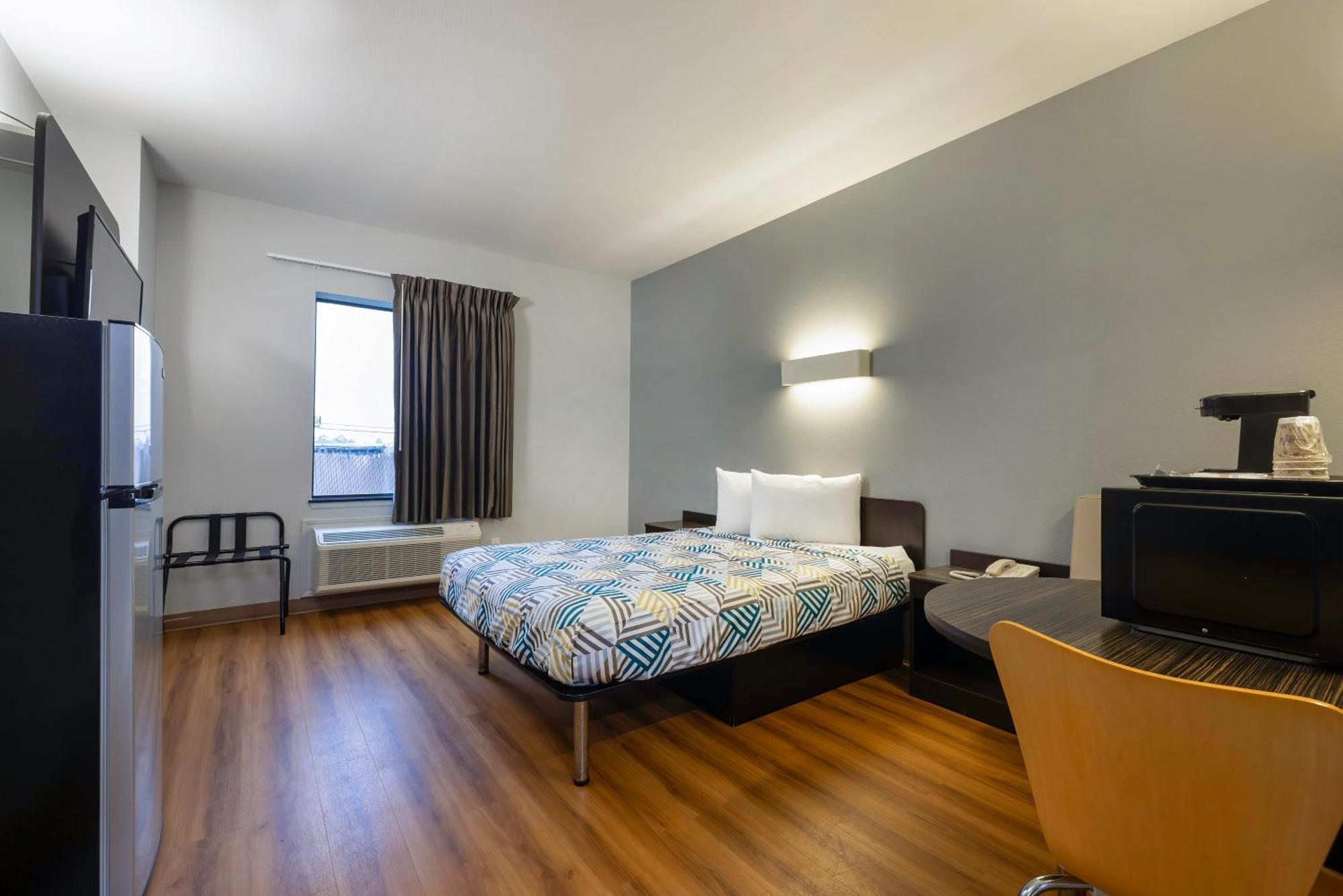 Studio 6 Suites Texas City, Tx I 45 South Dış mekan fotoğraf